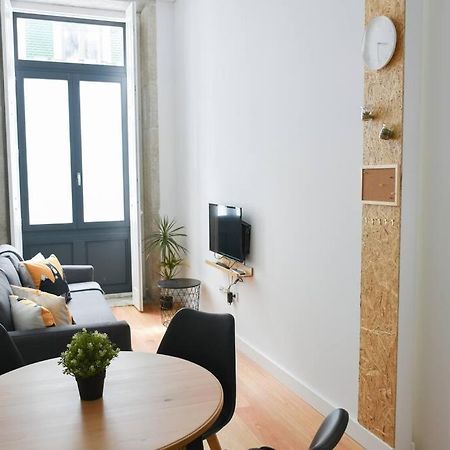 Comfort Next To Main Avenue And Metro Trindade Porto Luaran gambar